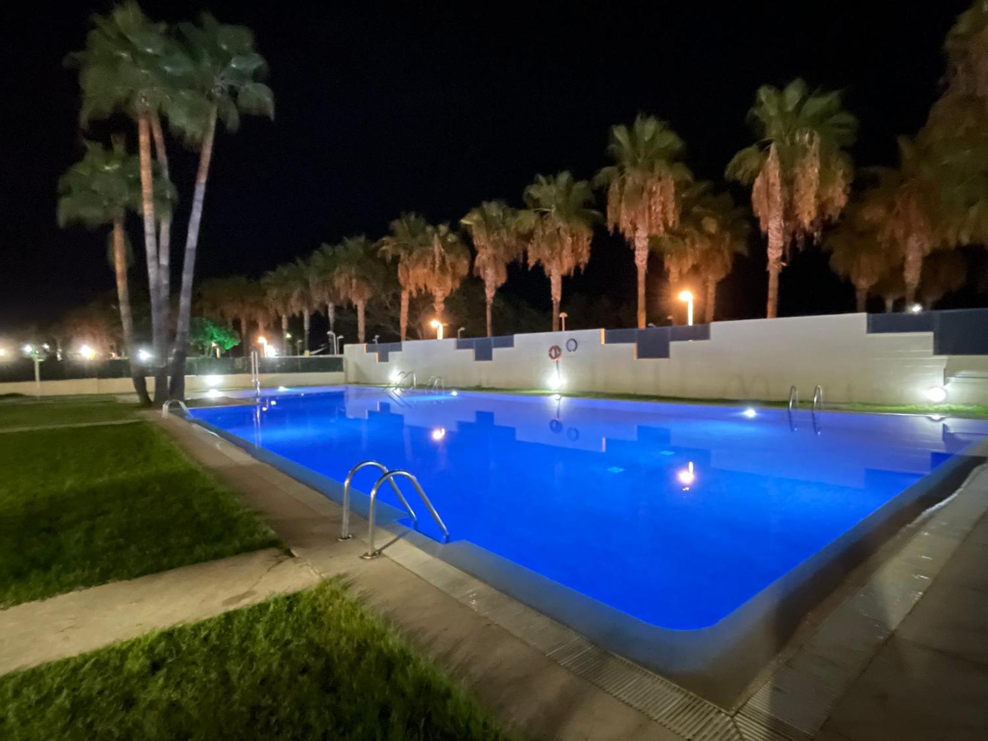 Las Terrazas - Primera Linea De Playa Con Netflix, Disney, Movistar Con Todo El Futbol, Series, Cine Y Prime Video Oropesa del Mar Exterior photo