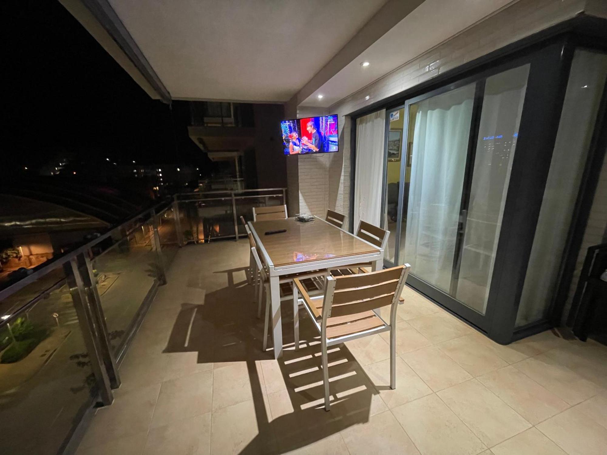 Las Terrazas - Primera Linea De Playa Con Netflix, Disney, Movistar Con Todo El Futbol, Series, Cine Y Prime Video Oropesa del Mar Exterior photo